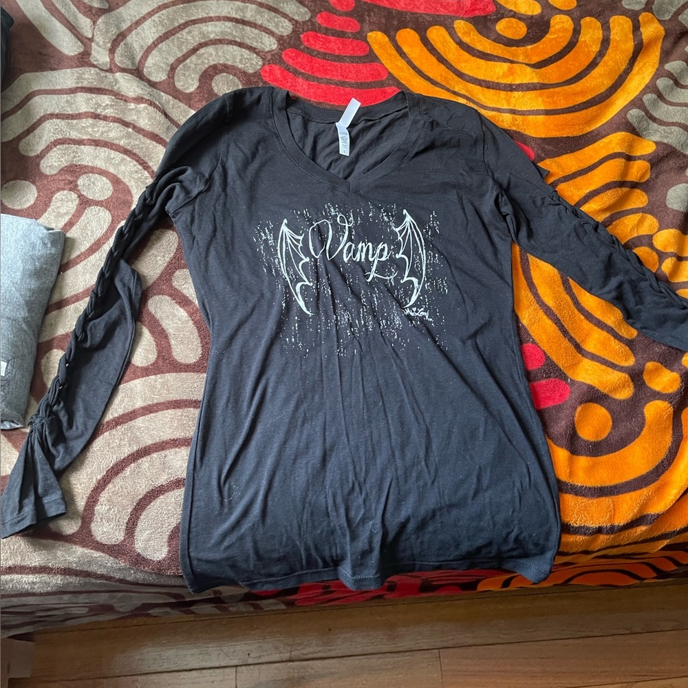 NEW long sleeve top
